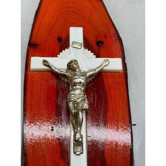 Wooden Crucifix Cross Wall Hanging Jesus On Cross Religious Symbol INRI READ - Picture 3 of 9